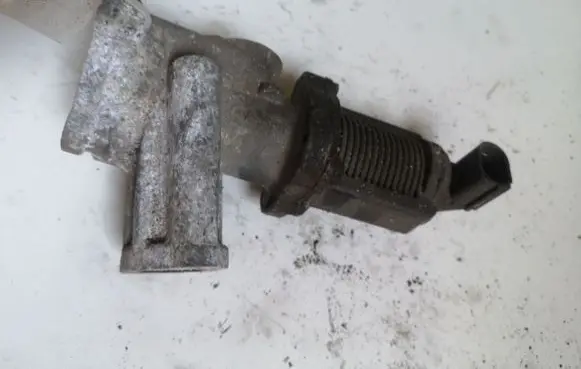 Opel Astra H EGR valve