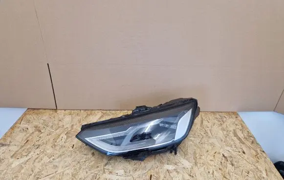 Audi A4 S4 B9 8W Headlights/headlamps set 