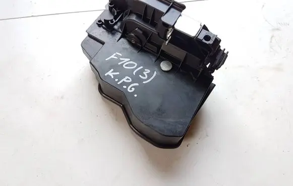 BMW 5 F10 F11 Rear door lock 7202147