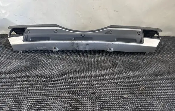 Mitsubishi Shogun Rear bumper MZ313826 2009948