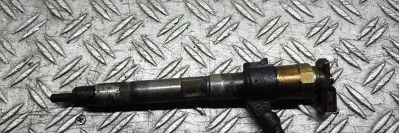 Mitsubishi ASX Fuel injector 1465A323