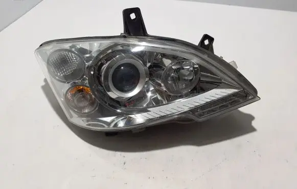Mercedes-Benz Vito Viano W639 Headlight/headlamp A6398202961
