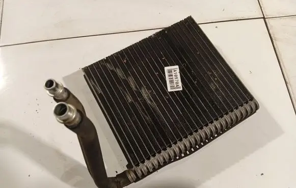 Mercedes-Benz A W169 A/C cooling radiator (condenser) 