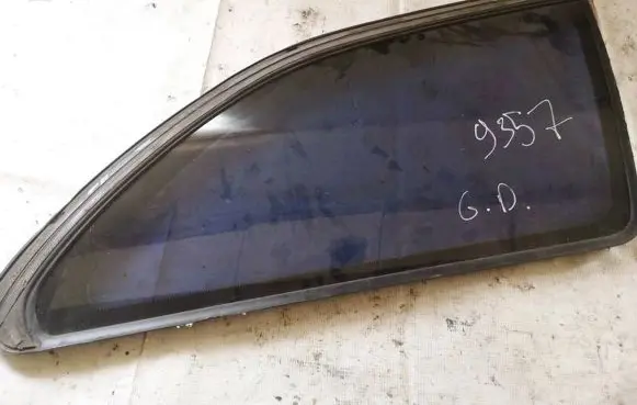 Skoda Octavia Mk2 (1Z) Rear side window as2