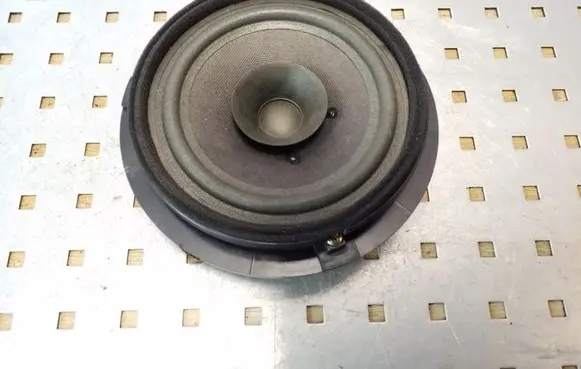 Suzuki Grand Vitara II Rear door speaker 3910265J00