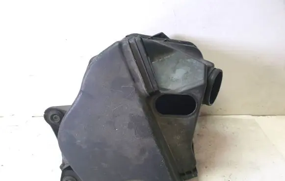 BMW X1 E84 Air filter box 1371756717502