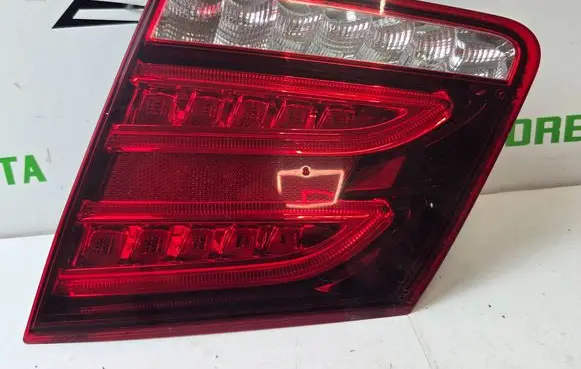 Mercedes-Benz E W212 Tailgate rear/tail lights A2129062003 615952 ZGS014RB