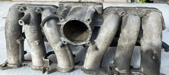 Volvo S80 Intake manifold