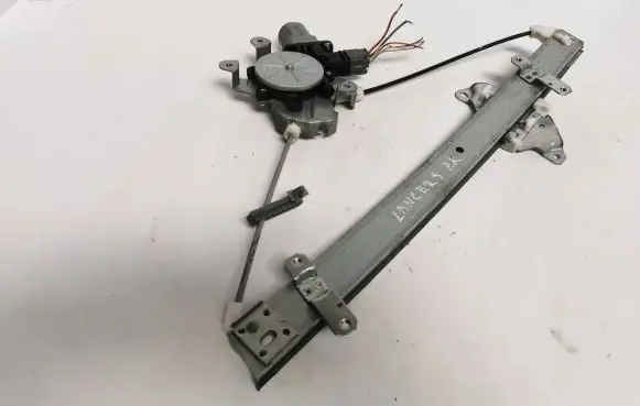 Mitsubishi Lancer Evolution Front door window regulator with motor