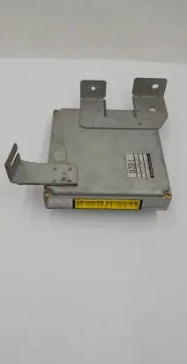 Mazda 121 Engine control unit/module B3D118881C MECSJ102 UNITC0NT