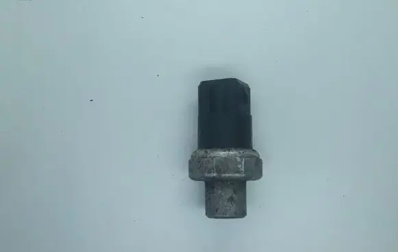Audi A3 S3 8L Air conditioning (A/C) pressure sensor 8D0959482B TDP302QADG2 TDP302QADG