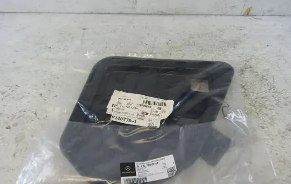 Mercedes-Benz SLK R172 Other front door trim element A1727200254