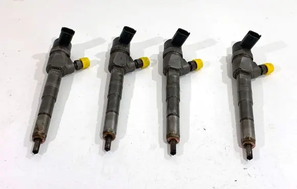 Fiat Doblo Fuel injectors set 0445110524