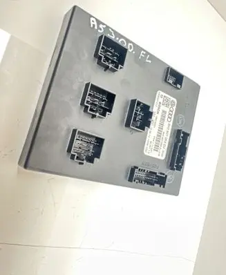 Audi A5 8T 8F Comfort/convenience module 8K0907063DJ F005V01212 09016001