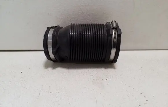 Volvo XC60 Air intake duct part 32325493