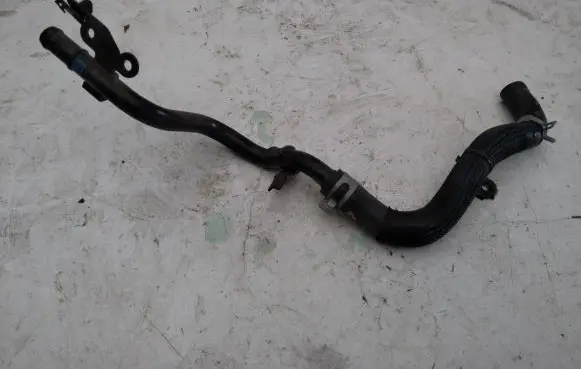 Hyundai Ioniq Engine coolant pipe/hose