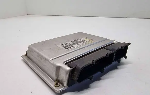 Audi A6 S6 C5 4B Engine control unit/module 4B0907552D 0261204384