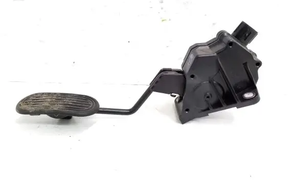 Toyota Hilux (AN120, AN130) Accelerator throttle pedal 781100K040