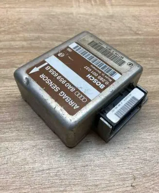 Audi A4 S4 B5 8D Airbag control unit/module 8A0959655B 0285001037 Airb