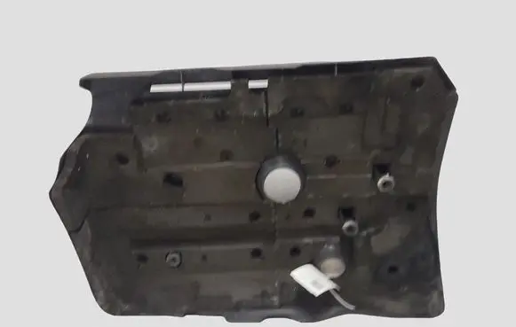 Toyota Avensis T250 Engine cover (trim)