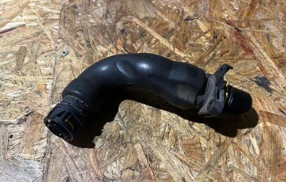 Land Rover Range Rover Velar Breather/breather pipe/hose G4D36C342AD