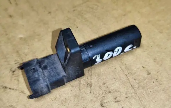 Chrysler 300 - 300C Crankshaft position sensor A0041538728