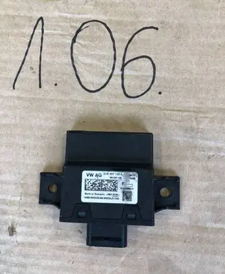 Volkswagen Golf VIII Antenna control unit 5H0907159A