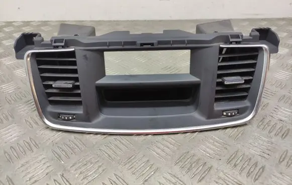 Peugeot 508 Dash center air vent grill 9686445277