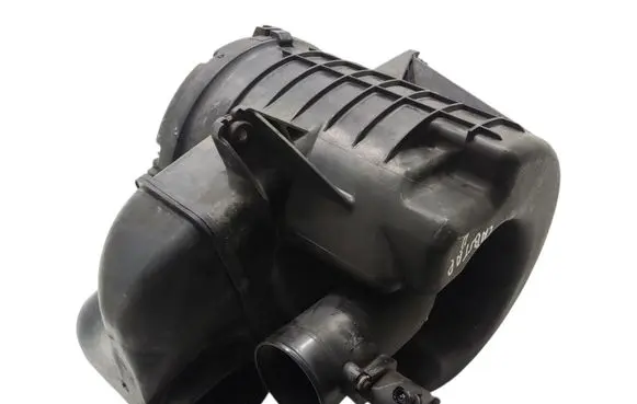 Nissan Cab Star Air filter box 