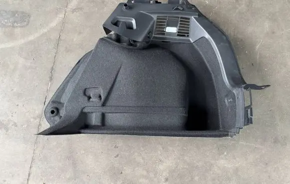Volkswagen Golf VIII Trunk/boot side trim panel 5H6867428F