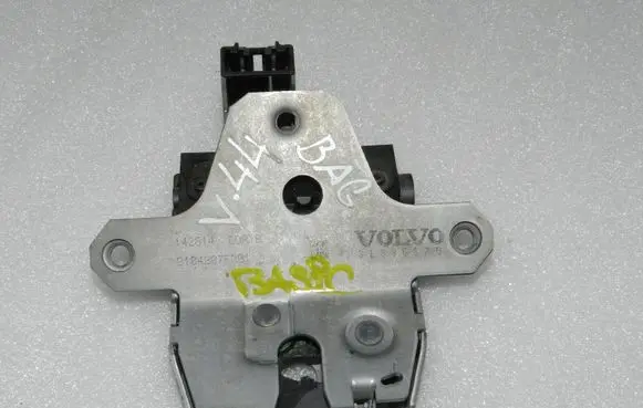 Volvo V40 Cross country Tailgate/trunk/boot lock/catch/latch 31335870 31440245
