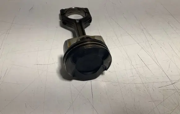 BMW 3 E90 E91 Piston 7645958 7624408