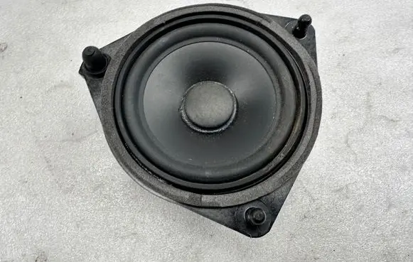 Mercedes-Benz GL X166 Front door speaker A2318200702