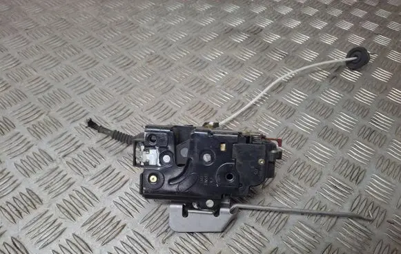 Audi A4 S4 B6 8E 8H Front door lock 8E1837016C PA6630AGF