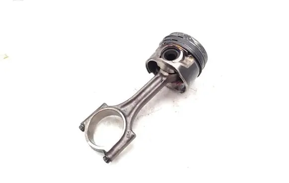 Citroen C4 Cactus Piston with connecting rod YHY DV5RD