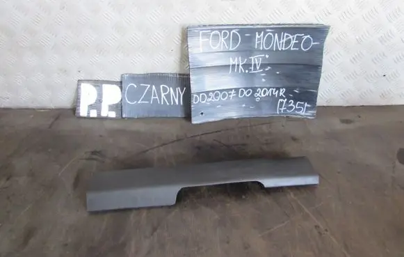 Ford Mondeo MK IV Front sill trim cover 6M21U13200