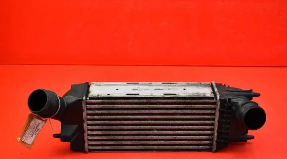 Citroen C5 Intercooler radiator 9657073480