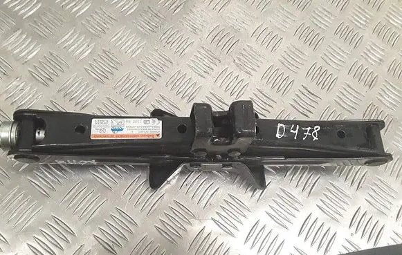 Toyota Auris E180 Tool set 