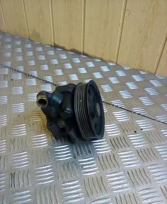 Ford Focus Power steering pump HBDJC 2ED2403