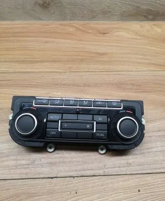 Volkswagen Golf VI Climate control unit 5K0907044BS 5HB00974640
