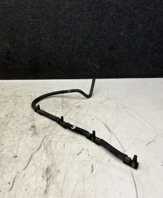 Volkswagen Crafter Fuel injector supply line/pipe 