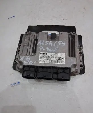 Peugeot 308 Engine control unit/module ECU 9664843780 0281013872