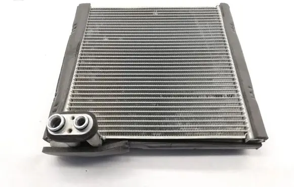 Toyota C-HR I Air conditioning (A/C) radiator (interior) 