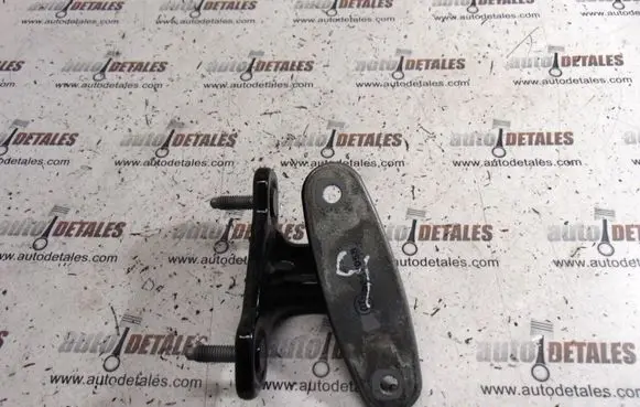 Mercedes-Benz E W212 Front door upper hinge