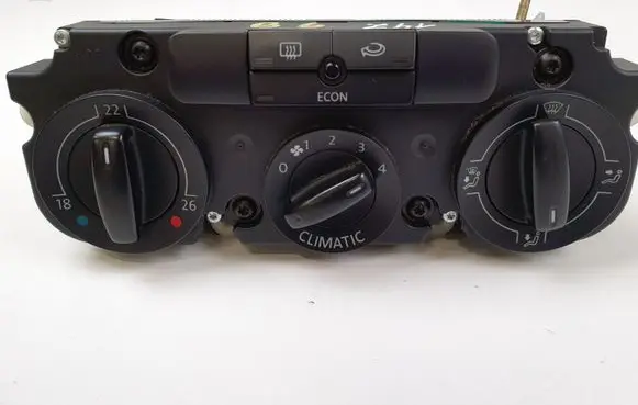 Volkswagen PASSAT B6 Climate control unit