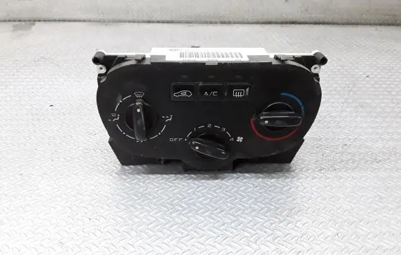 Peugeot 307 Climate control unit 1848819141
