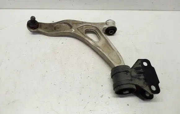 Ford C-MAX II Front lower control arm/wishbone 