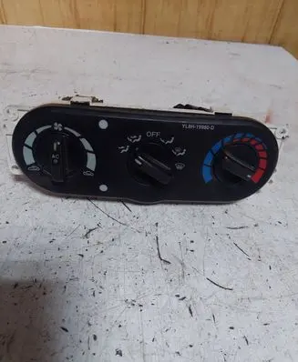 Mazda Tribute Climate control unit