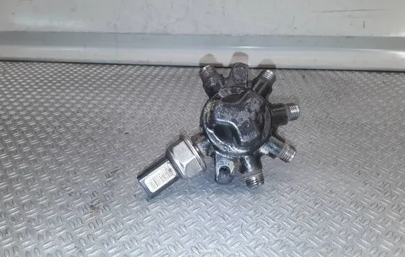 Ford Galaxy Fuel main line pipe 4m5q9d280db