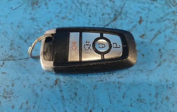Ford Fusion II Ignition relay 